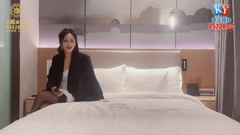 高端约炮【柒哥/阿柒/老王】吴某帆嫖过的顶级外围女,刚下海的学生妹等等AI增强版合集 预览图 39