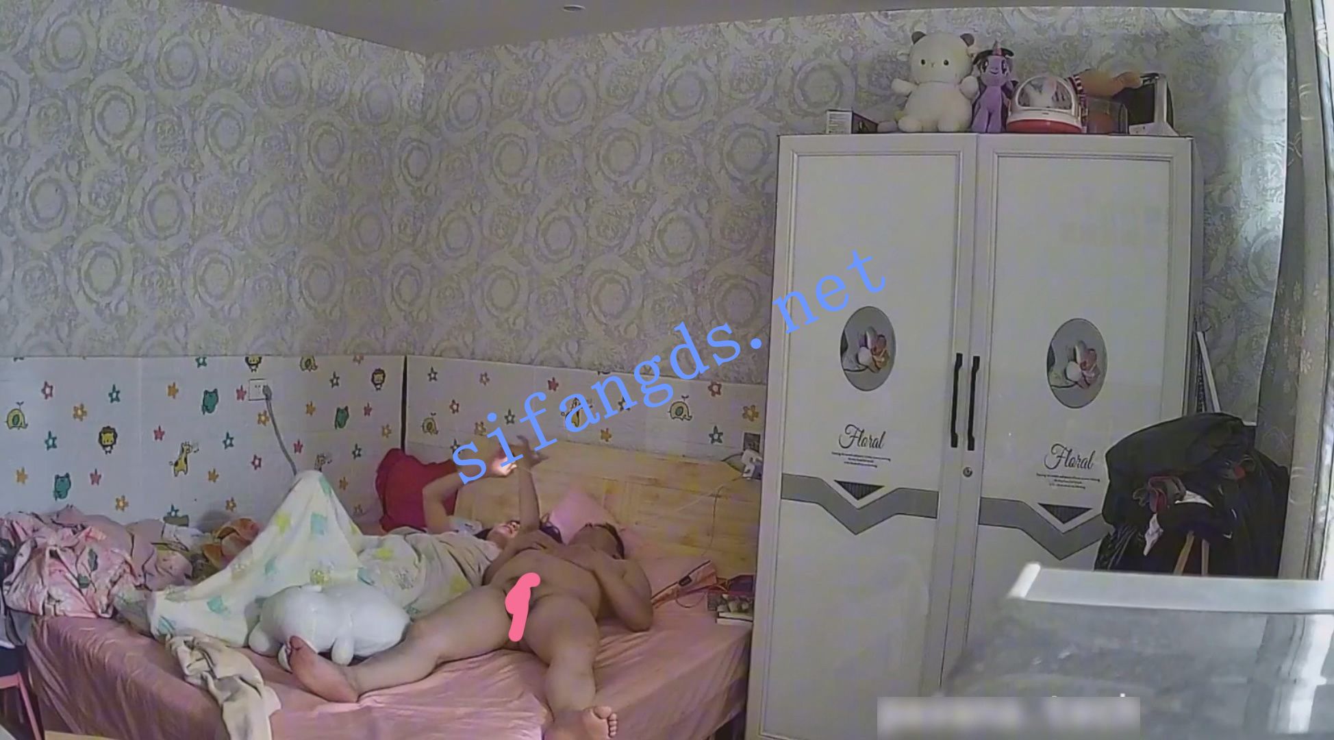 【五月家庭台】五一老公不上班一天操妻子一顿 预览图 1