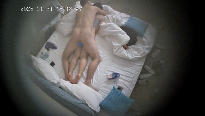 ⏪酒店偷拍⏩气质高颜值美女被分腿操穴 预览图 8