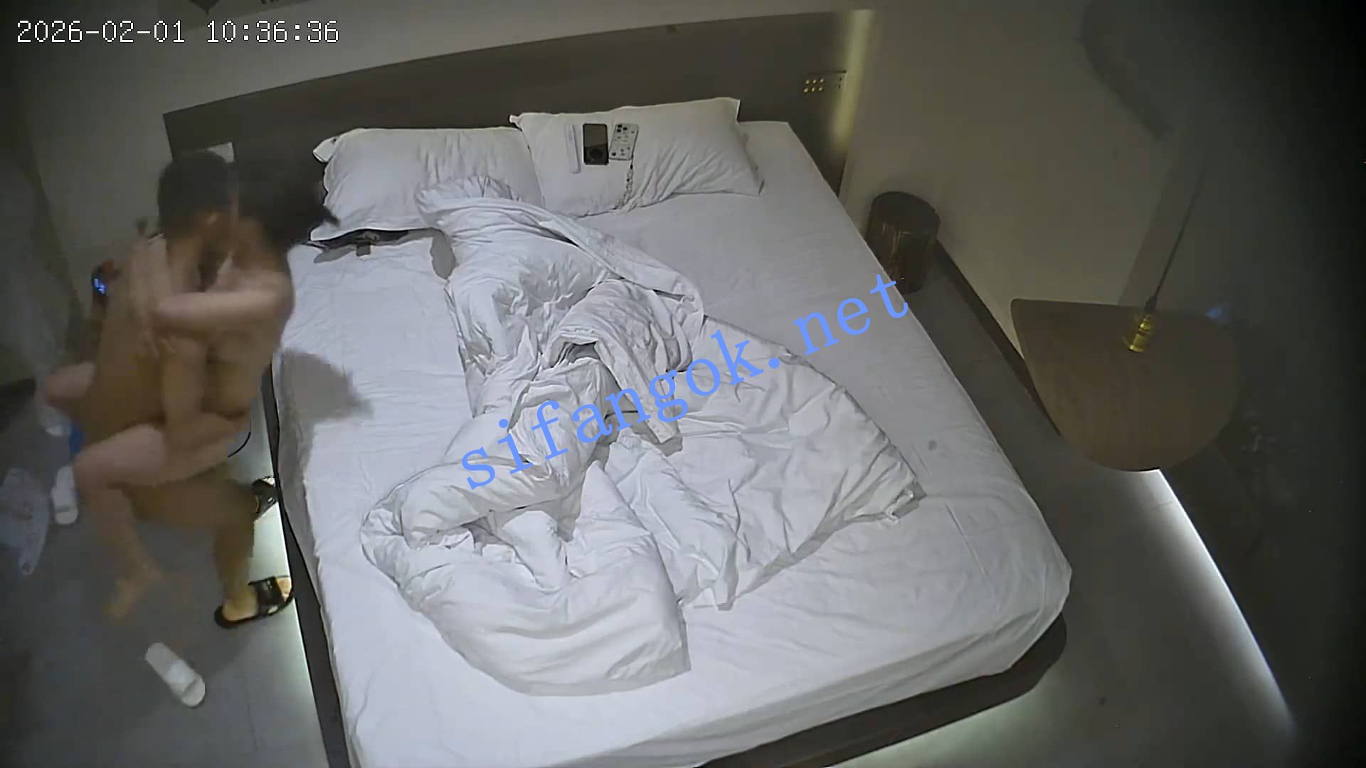 ❤️20260202❤️气质美女洗香香后被男盆友抱回床上啪啪内射 预览图 3