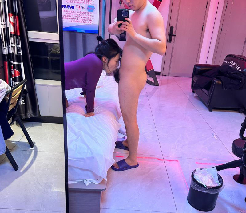 贵州人妻丁妙妙与前男友做爱视频泄漏❤️巨乳呼之欲出翘臀圆润肥美后入猛顶表情彻底失控！