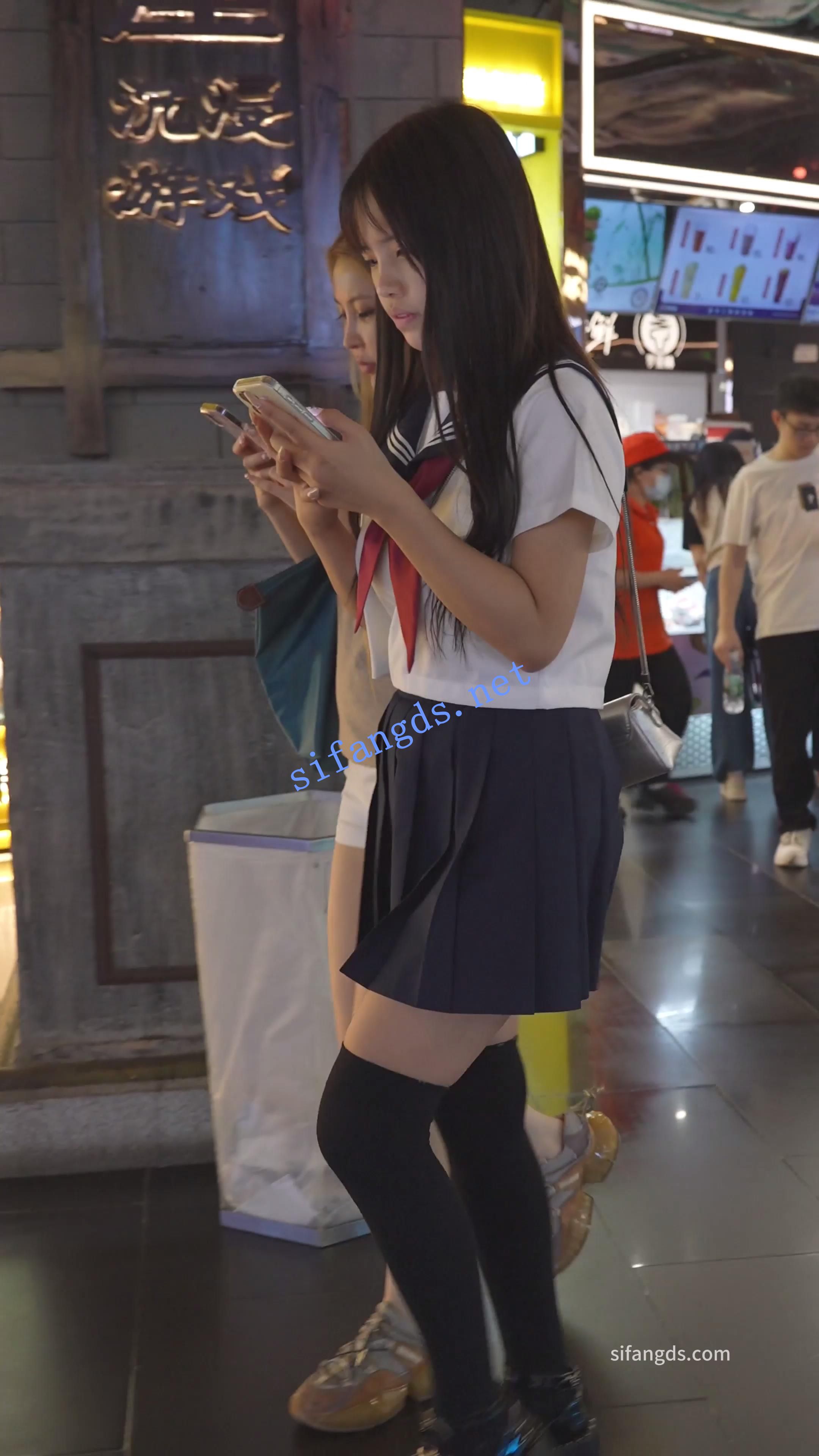 (BC-AA-422)水手服jk小姐姐逛宠物店..过膝袜配粉内前后拍 预览图 1