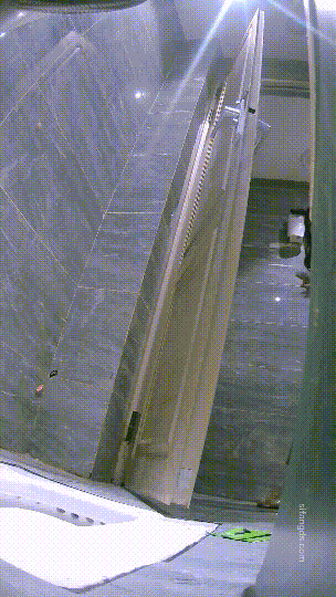 ⚫️精品厕拍，酒吧女厕固定机位真实偷拍超多漂亮小姐姐方便，各种类型，看点十足⑵ 预览图 1