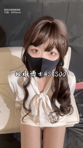 萝莉可爱cos丝足足交系！「三月」「五月」《肉丝》“老板的肉棒好厉害，顶的好深” 预览图 2