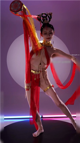 新团【PINK舞团】多模特 新服装性感骚舞透视裸舞 2月福利 预览图 18