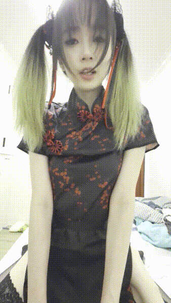 浙大反差婊眼镜美女【李熙】和男友啪啪私密视讯被曝光❤️无水印完整版流出(29V) 预览图 5