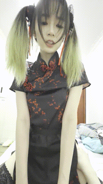 浙大反差婊眼镜美女【李熙】和男友啪啪私密视讯被曝光❤️无水印完整版流出(29V) 预览图 4