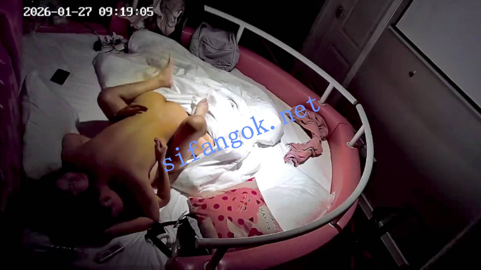 ❤️20260127❤️甜妹小女友被小伙借助电动床的便利疯狂颠簸 预览图 17