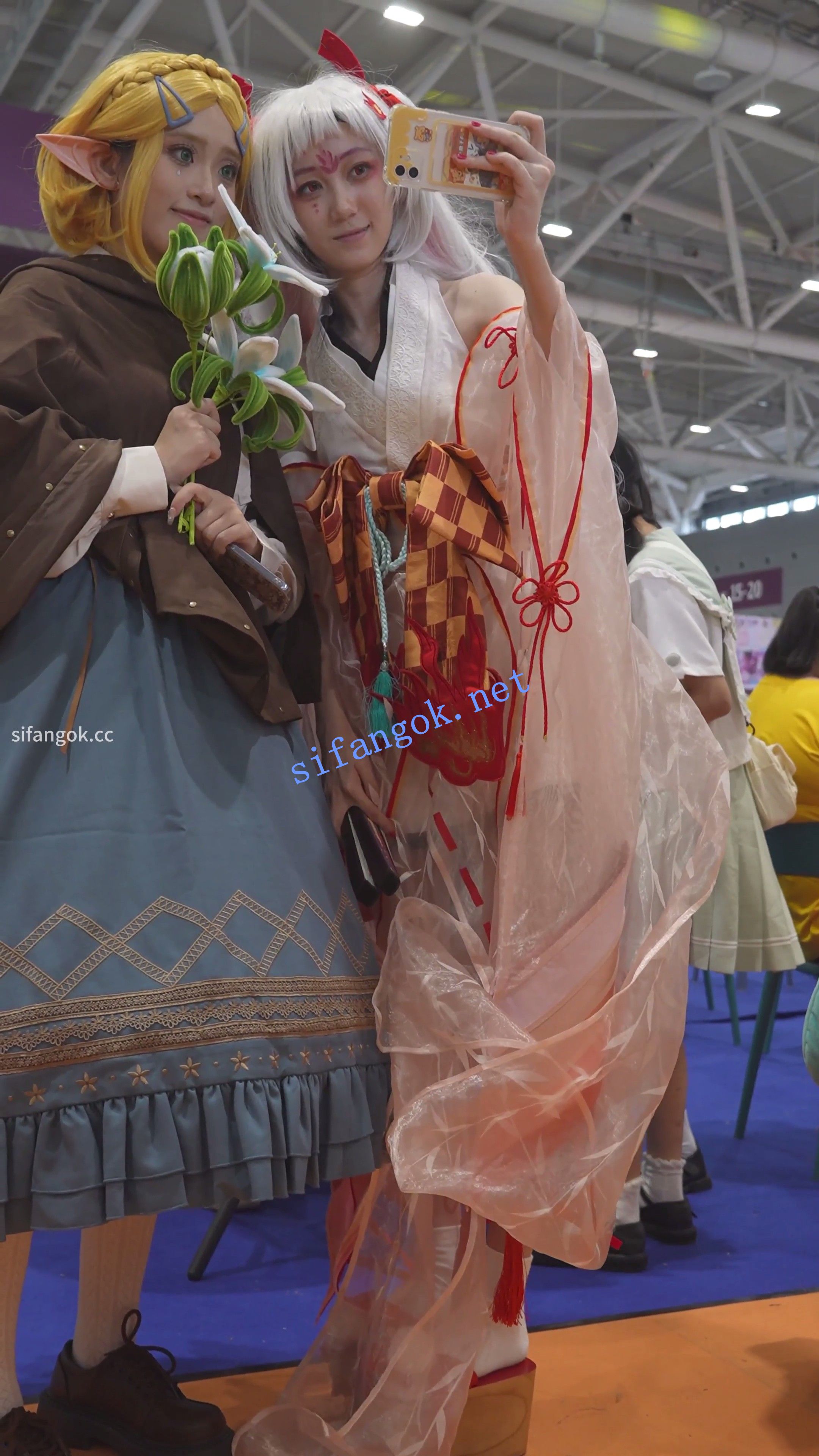 【xxn-359】不知火小姐姐..中途来姨妈换了内裤..多次弯腰CD 预览图 1