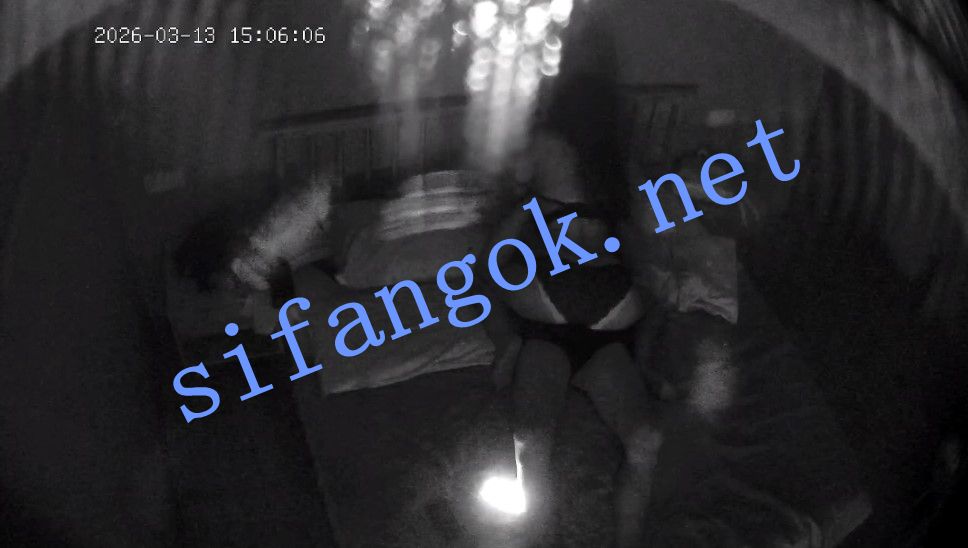 ⏪酒店偷拍⏩小美和男友打两炮差点发现摄像头 预览图 3