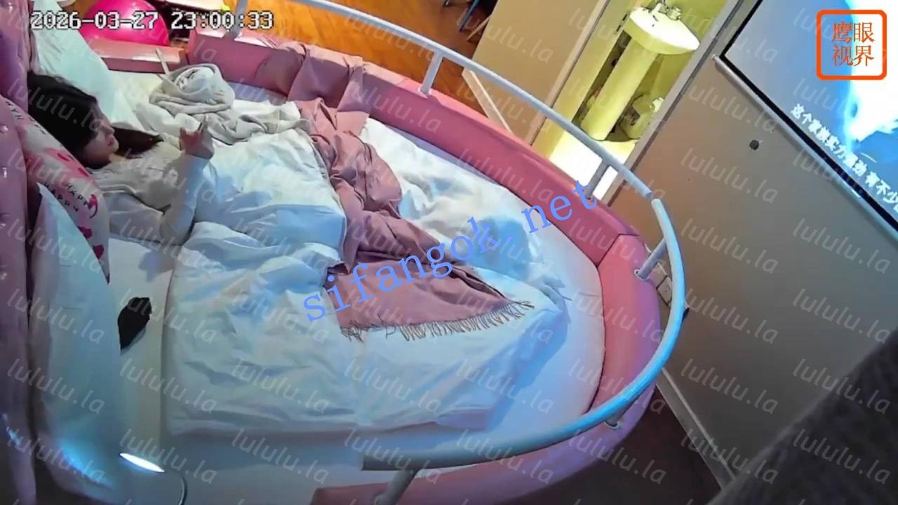 ❤️20260328❤️鹰钩鼻气质美女和中年男人酒店内的啪啪两场 预览图 1